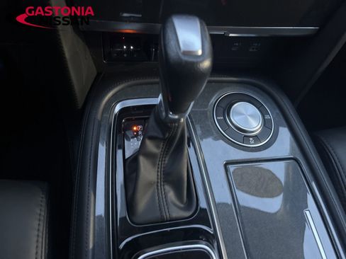 Used 2023 Nissan Armada SV image 43