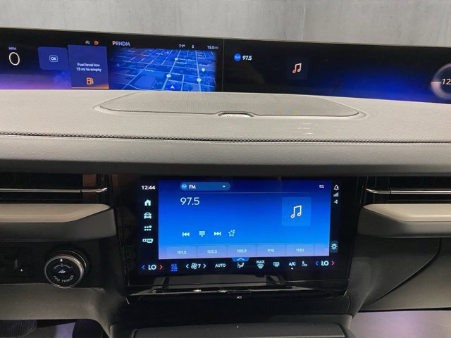 New 2027 Lincoln Navigator L Reserve w/ Jet Appearance Package AWD/4WD image 17