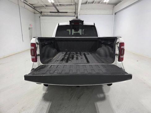 Used 2023 RAM 1500 Laramie AWD/4WD image 8