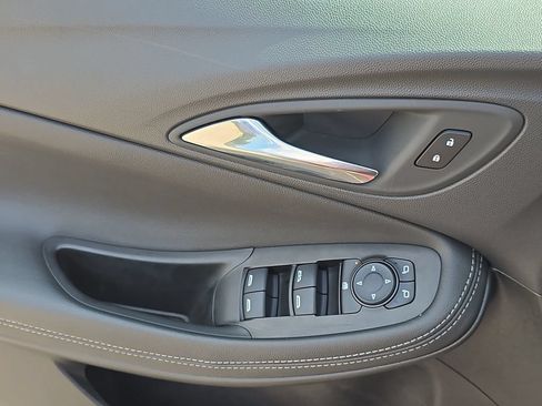 Certified 2023 Buick Encore GX Preferred FWD image 29