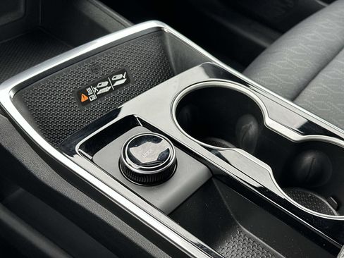 Certified 2026 Chevrolet Equinox LT w/ Convenience Package II image 30