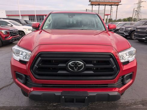 Used 2022 Toyota Tacoma SR AWD/4WD image 8