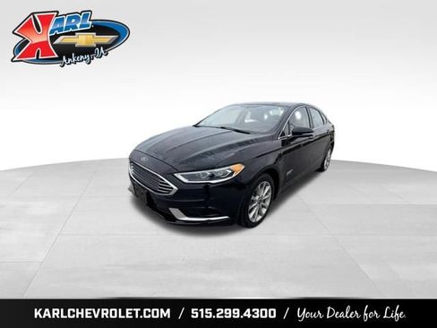 Used 2018 Ford Fusion Energi SE FWD image 1
