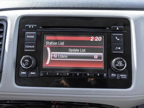 Used 2017 Honda HR-V LX image 15
