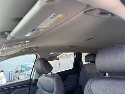 Used 2020 Hyundai Santa Fe SEL image 16