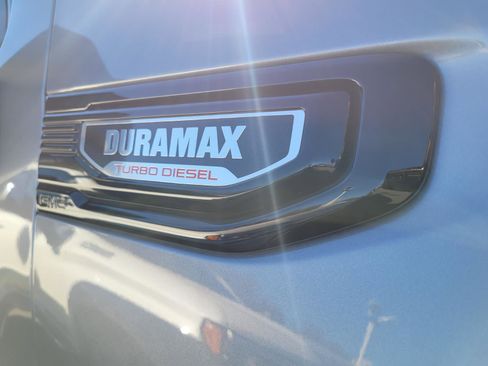 Used 2023 GMC Sierra 1500 Elevation image 5