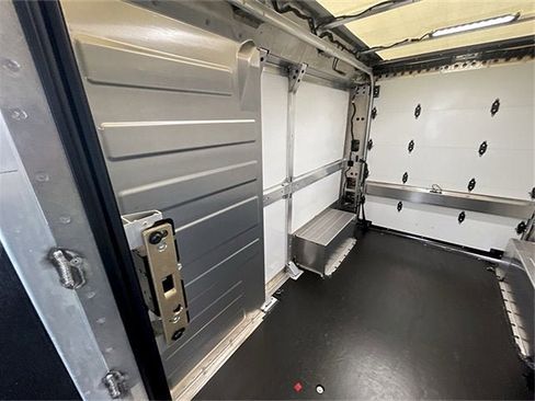 New 2025 Chevrolet Brightdrop 400 image 28