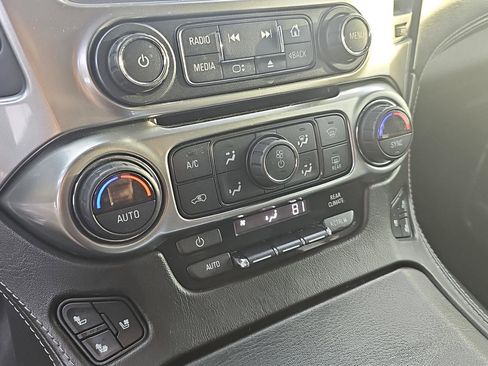 Used 2019 Chevrolet Tahoe Premier w/ RST 6.2L Performance Edition image 17