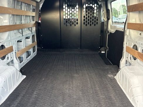 Used 2025 Ford Transit 250 Low Roof w/ Exterior Upgrade Package RWD image 3
