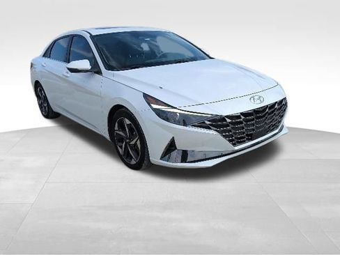 Used 2021 Hyundai Elantra SEL w/ Convenience + Premium Package FWD image 1
