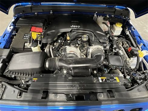 Used 2021 Jeep Gladiator Sport image 21