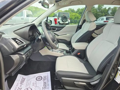 Used 2021 Subaru Forester AWD/4WD image 14