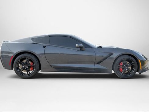 Used 2017 Chevrolet Corvette Stingray Coupe w/ Carbon Flash Badge Package RWD image 5