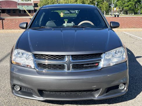 Used 2013 Dodge Avenger SXT FWD image 2