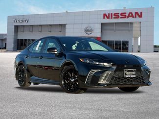 Used 2025 Toyota Camry SE video 1