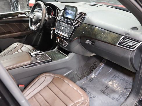 Used 2017 Mercedes-Benz GLE 63 AMG 4MATIC image 43