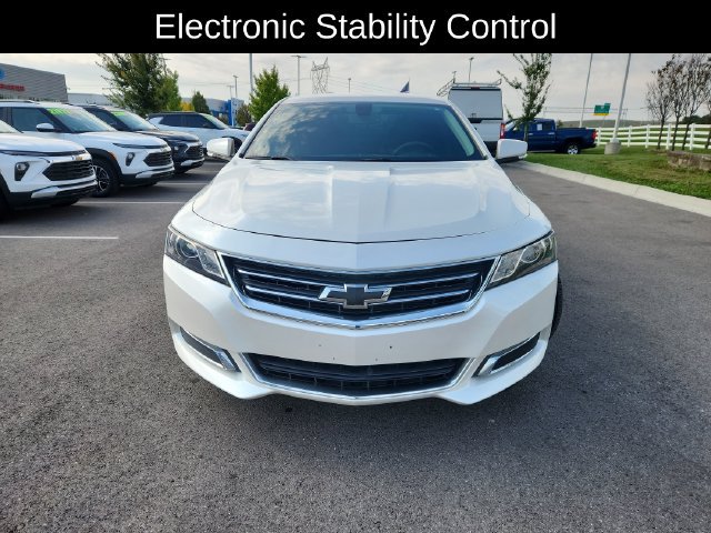 Used 2014 Chevrolet Impala LT w/ Convenience Package FWD image 2