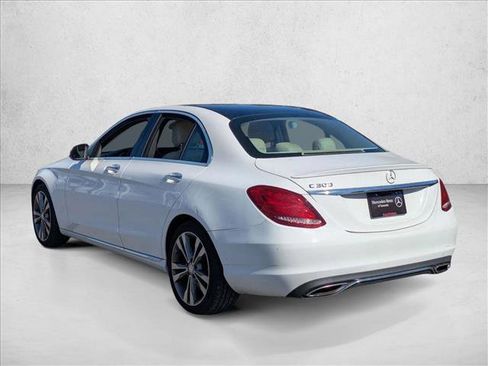 Used 2016 Mercedes-Benz C 300 Sedan image 7