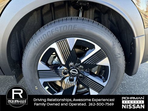 New 2026 Nissan Kicks SV w/ SV Premium Package AWD/4WD image 6