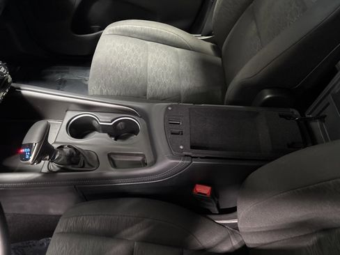 Used 2024 Dodge Durango SXT w/ 3rd Row Seating Group image 24