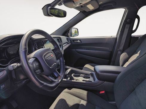 Used 2025 Dodge Durango GT AWD/4WD image 9