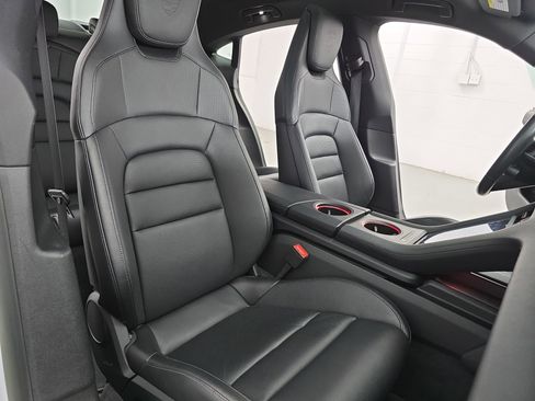 Used 2023 Porsche Taycan w/ Premium Package image 10