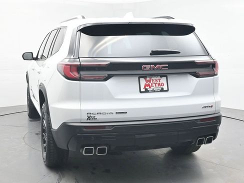 Used 2024 GMC Acadia AT4 w/ Luxury Package image 29