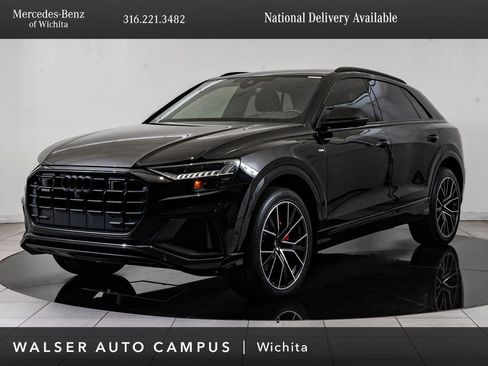 Used 2022 Audi Q8 Prestige AWD/4WD image 1