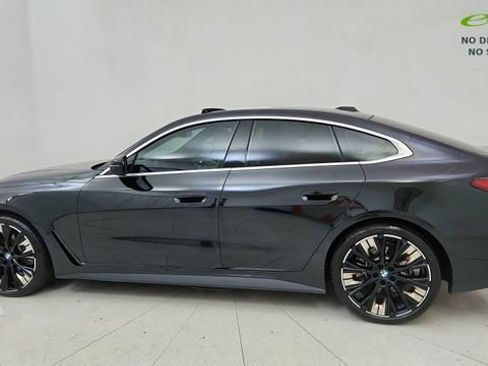 Used 2025 BMW 430i w/ Premium Package RWD image 4