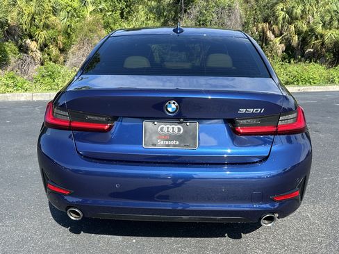 Used 2019 BMW 330i Sedan w/ Premium Package RWD image 5