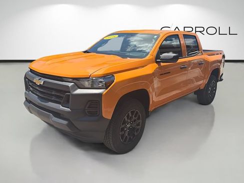 Used 2025 Chevrolet Colorado W/T w/ WT Custom Package RWD image 7
