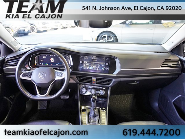 Used 2023 Volkswagen Jetta SEL FWD image 21