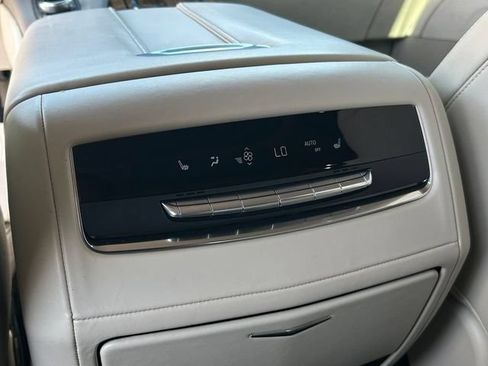 Used 2021 Cadillac Escalade Sport Platinum AWD/4WD image 29