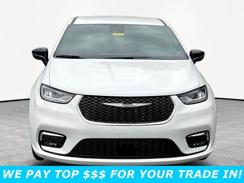 New 2026 Chrysler Pacifica Select FWD image 2