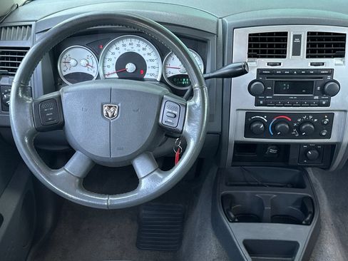 Used 2006 Dodge Dakota Laramie w/ Trailer Tow Group AWD/4WD image 14