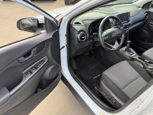 Used 2021 Hyundai Kona SEL Plus image 8