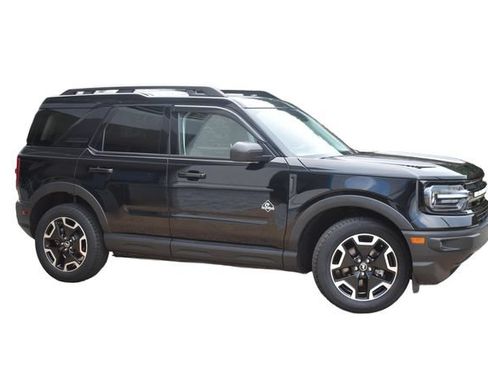Used 2023 Ford Bronco Sport Outer Banks AWD/4WD image 2