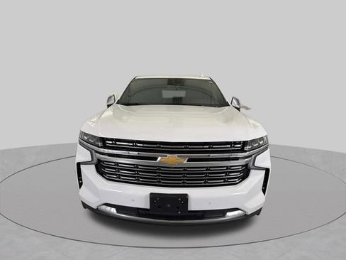 Used 2021 Chevrolet Tahoe Premier w/ Premium Package AWD/4WD image 2