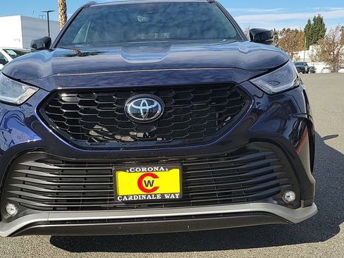 Used 2024 Toyota Highlander XSE image 13