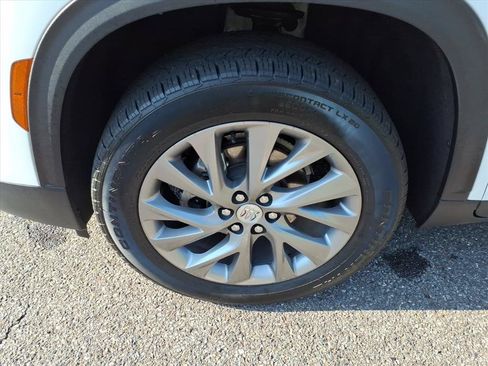 Used 2026 Buick Enclave Preferred FWD image 10