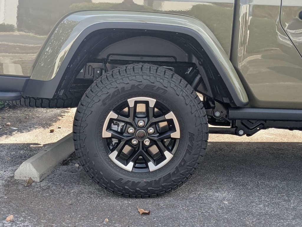 New 2026 Jeep Gladiator Rubicon AWD/4WD image 10