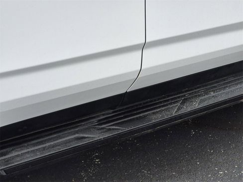 Used 2021 Chevrolet Tahoe RST w/ Luxury Package image 12