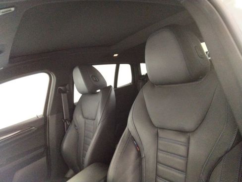 Used 2023 BMW X4 M40i image 28