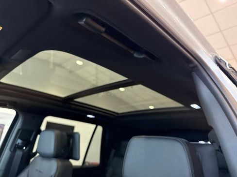 New 2026 GMC Yukon Denali w/ Advanced Technology Package AWD/4WD image 28