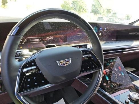 Used 2025 Cadillac Escalade Sport w/ Touring Package image 2