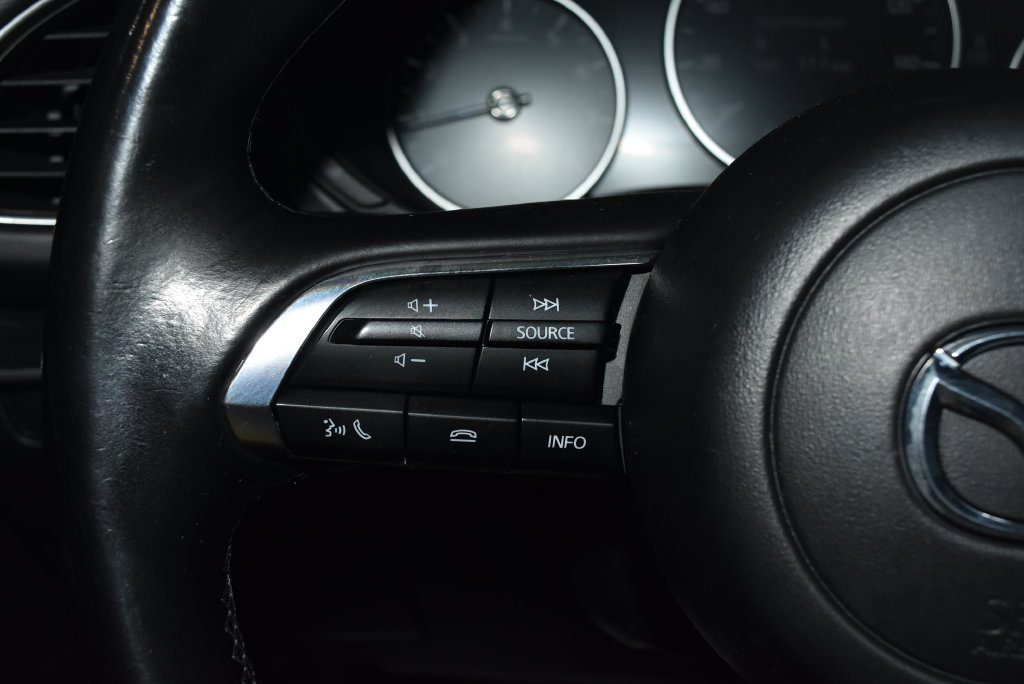 Used 2025 MAZDA MAZDA3 s FWD image 7