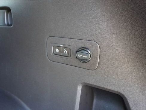 Used 2019 Hyundai Santa Fe FWD image 9