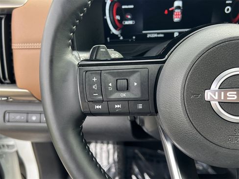 Certified 2024 Nissan Pathfinder Platinum w/ Cargo Package image 12