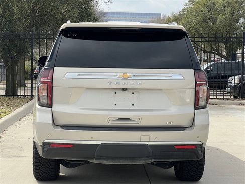 Used 2022 Chevrolet Tahoe LT w/ Luxury Package image 5