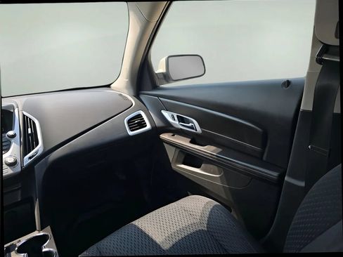 Used 2014 GMC Terrain SLE FWD image 15